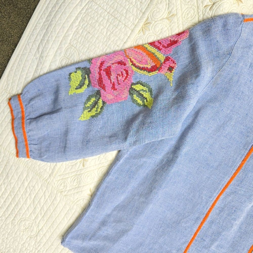 True Luxe Jeans Embroidered Popover Linen Top Sz S Floral Boho Cottage - Picture 4 of 7